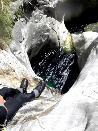 Baja por los toboganes naturales de los sitios de Briançonnais.JPG 